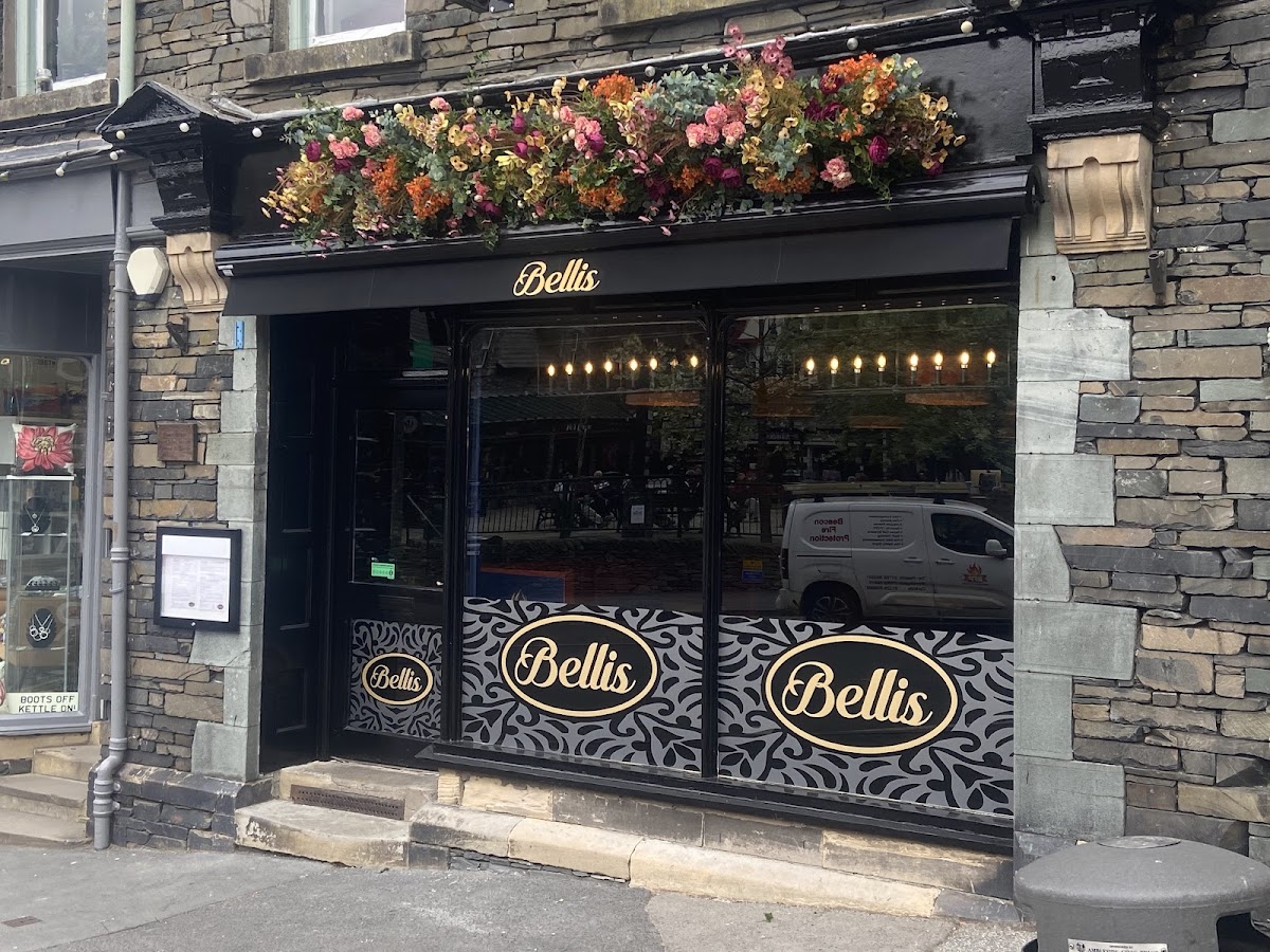 Bellis Cafe & Bistro